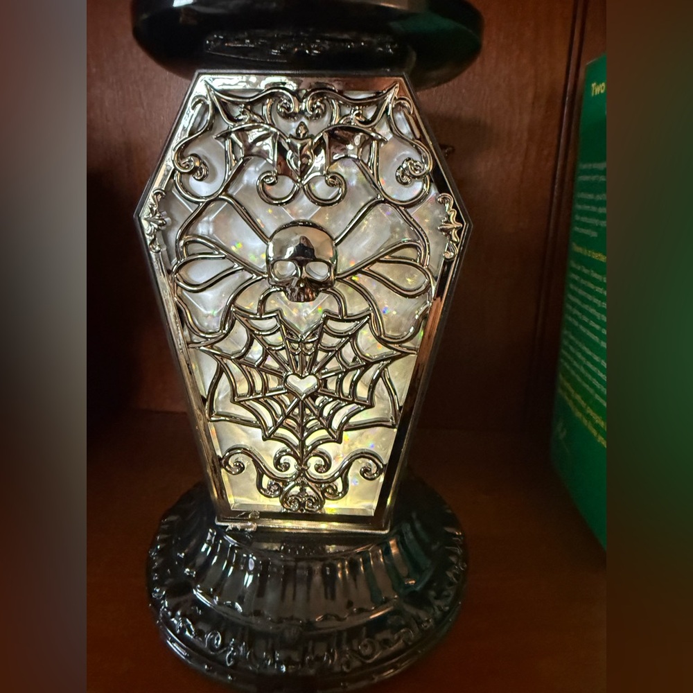 BBW Silver and Black swirling globe candle holder